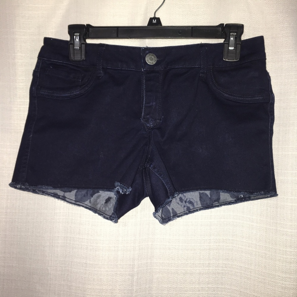 🌸REVERSIBLE SHORTS🌸